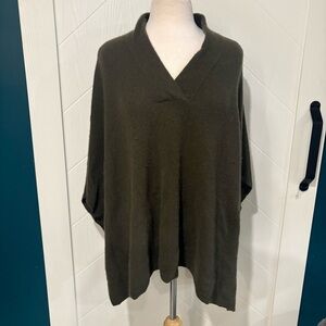 100 cashmere olive cape poncho / boho chic/ layering/minimalist/old money